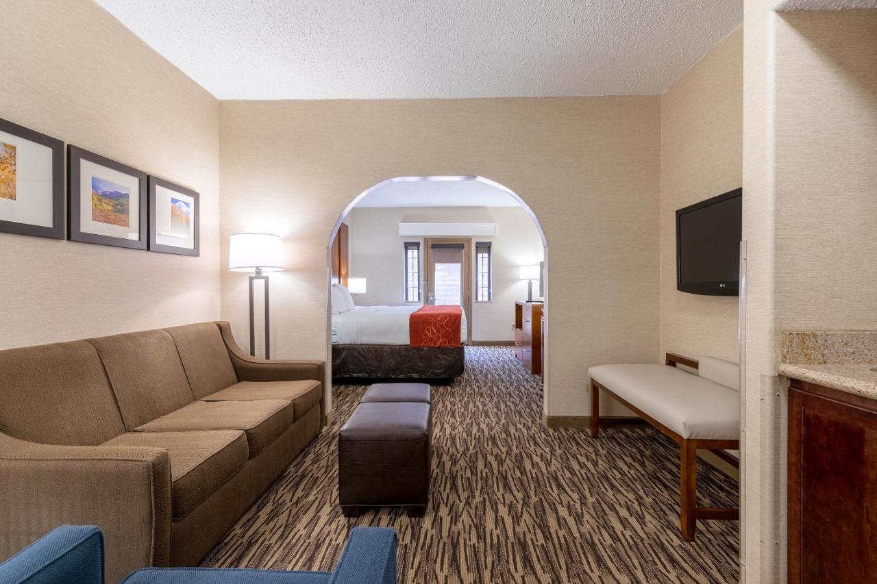 Comfort Suites Golden West On Evergreen Parkway Εξωτερικό φωτογραφία
