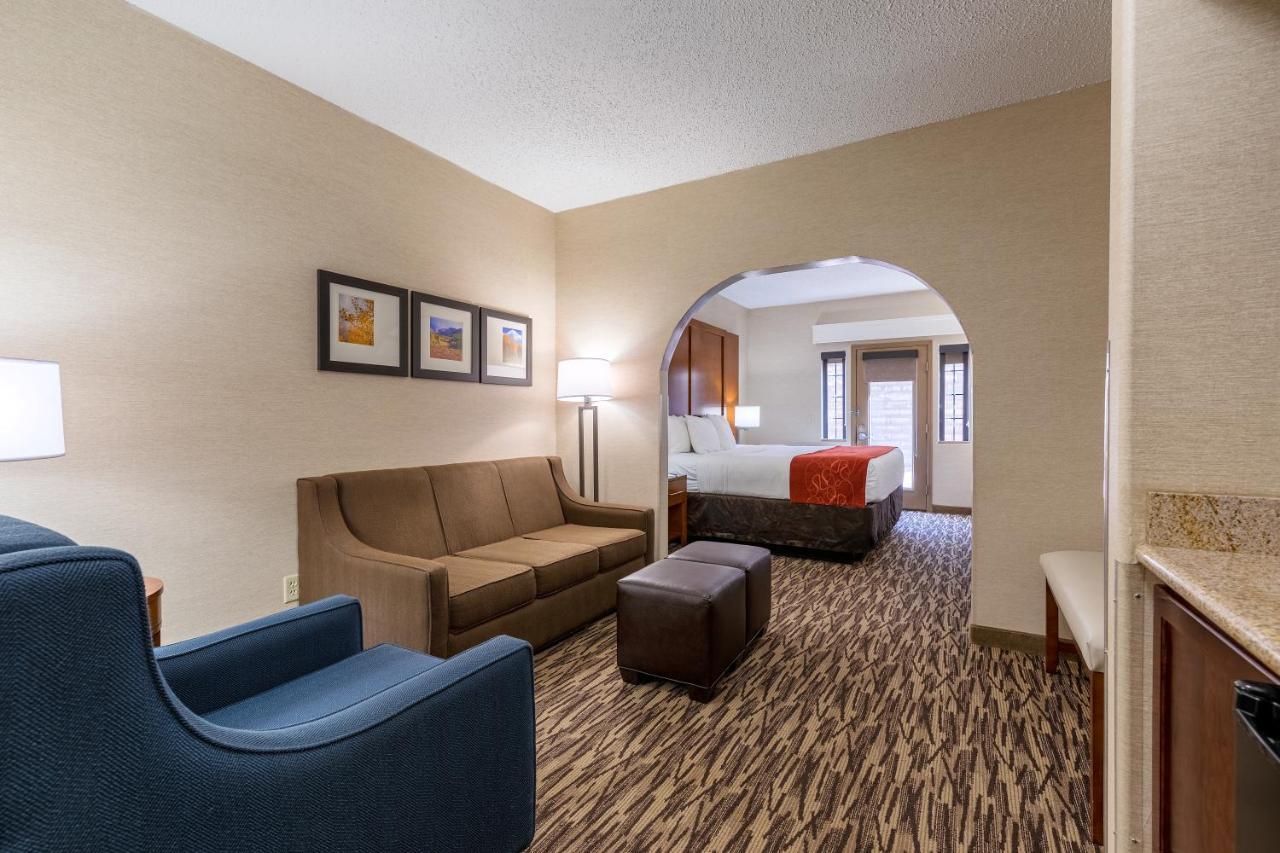 Comfort Suites Golden West On Evergreen Parkway Εξωτερικό φωτογραφία