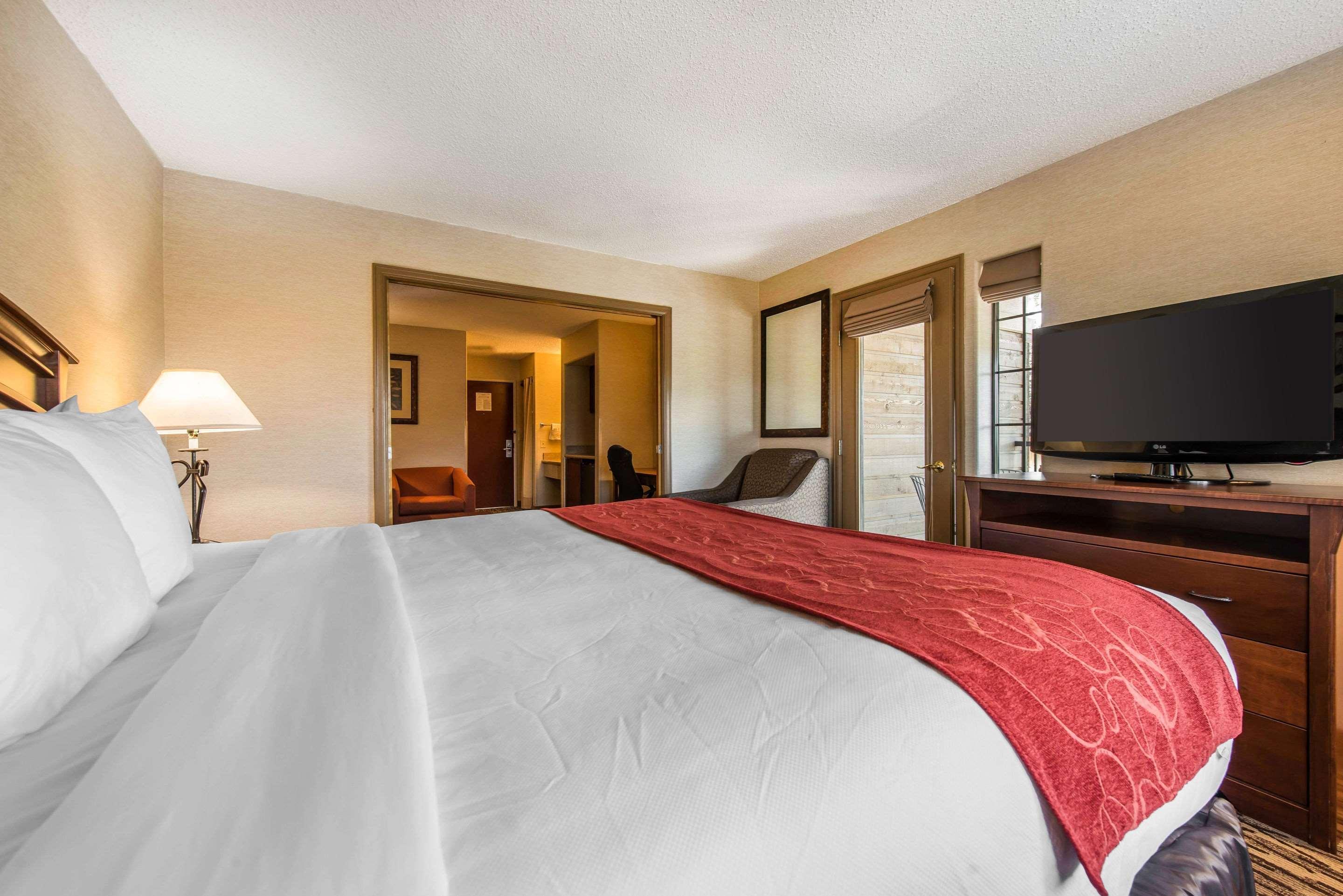 Comfort Suites Golden West On Evergreen Parkway Εξωτερικό φωτογραφία