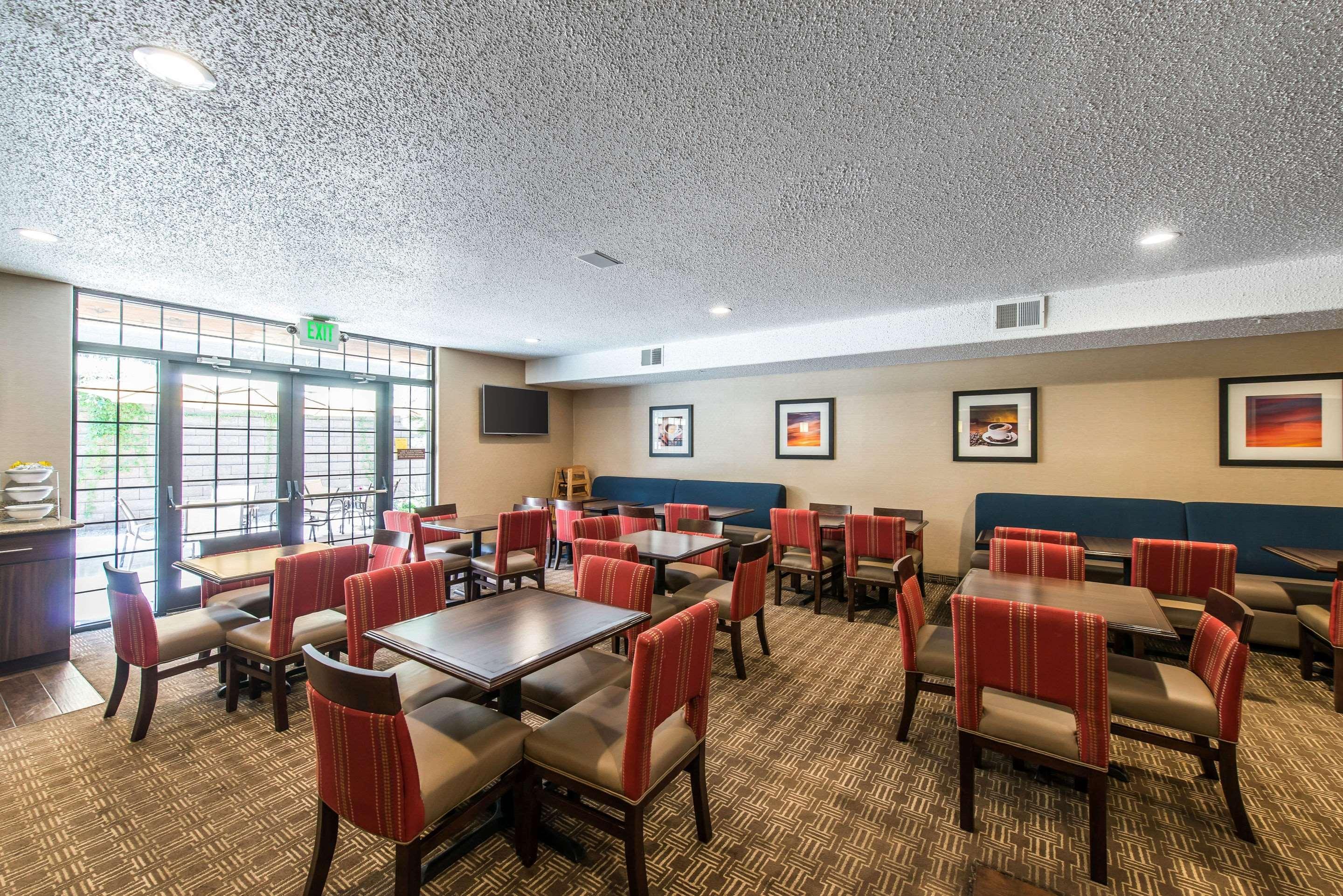 Comfort Suites Golden West On Evergreen Parkway Εξωτερικό φωτογραφία