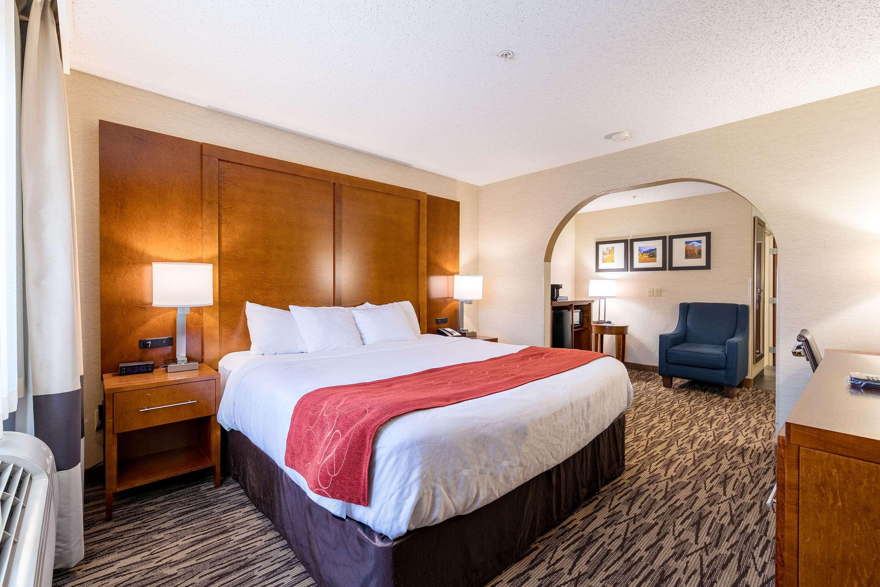 Comfort Suites Golden West On Evergreen Parkway Εξωτερικό φωτογραφία