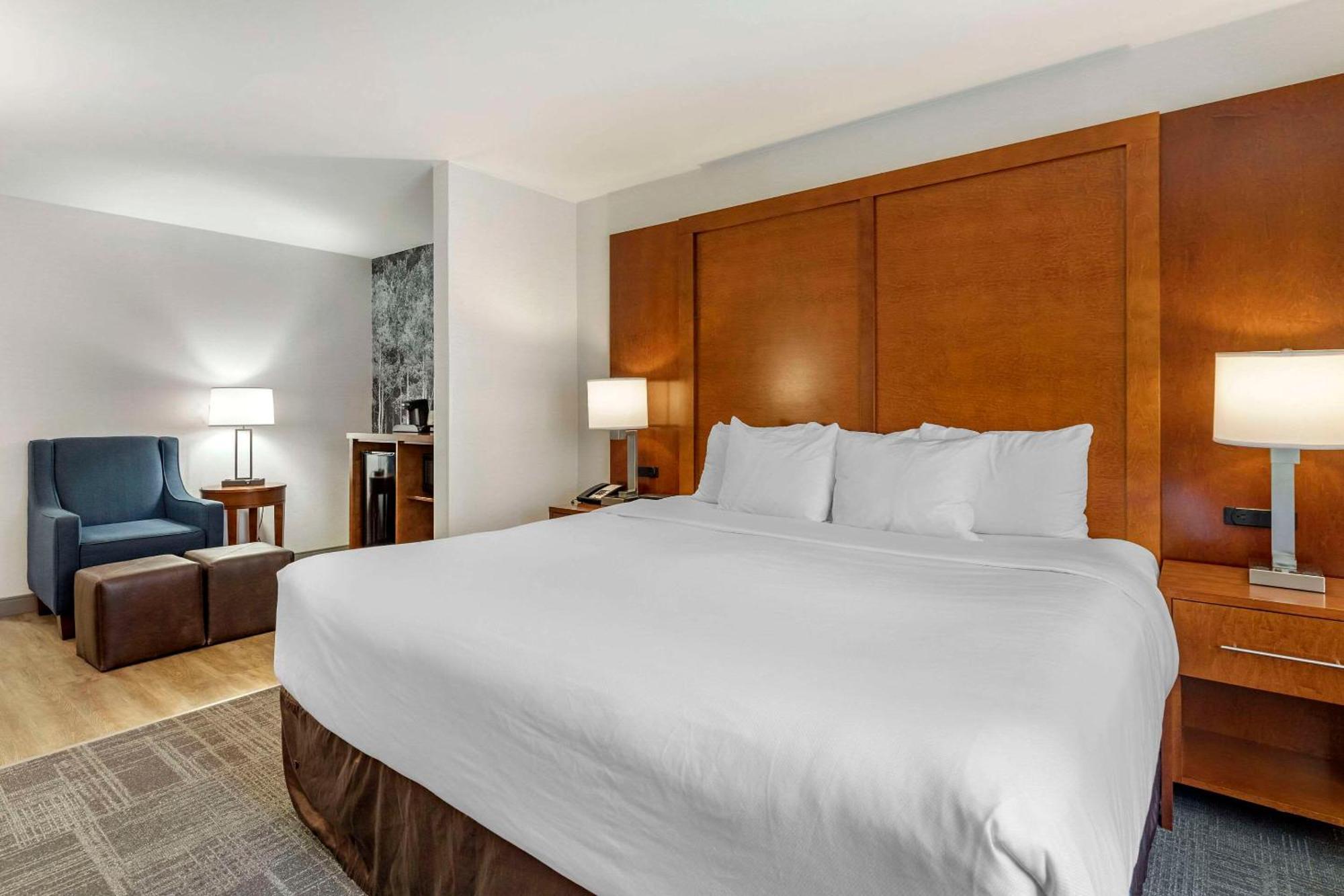 Comfort Suites Golden West On Evergreen Parkway Εξωτερικό φωτογραφία